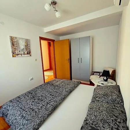 Selma Apartment