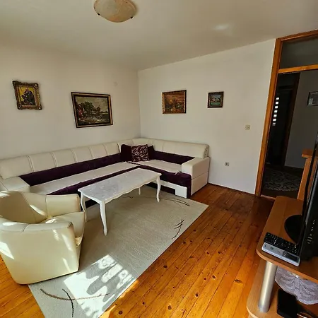 Apartment Selma *